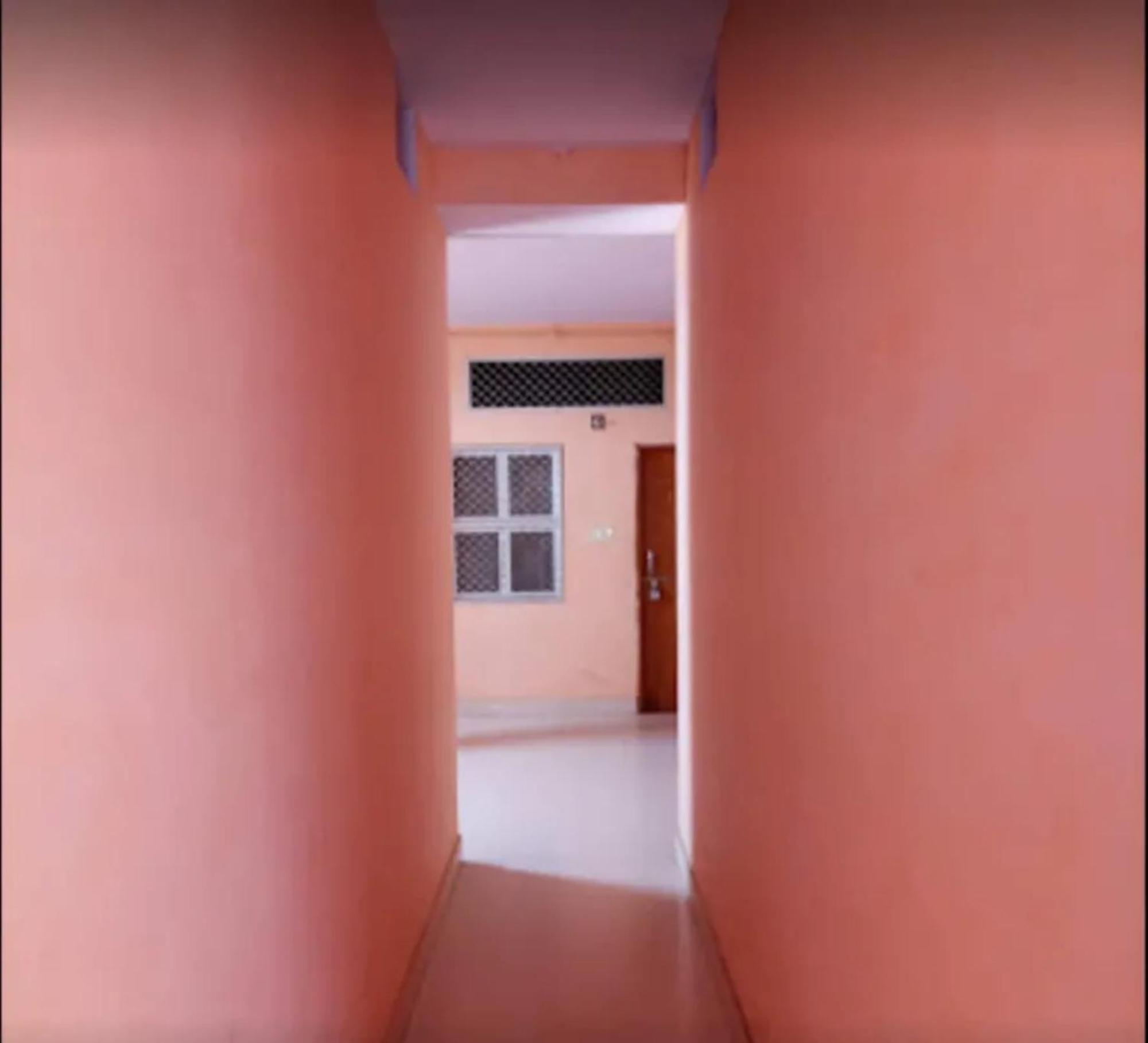 Hotel Swastik Guest House Varanasi - Perfect Location And Comfortable Room Exterior foto
